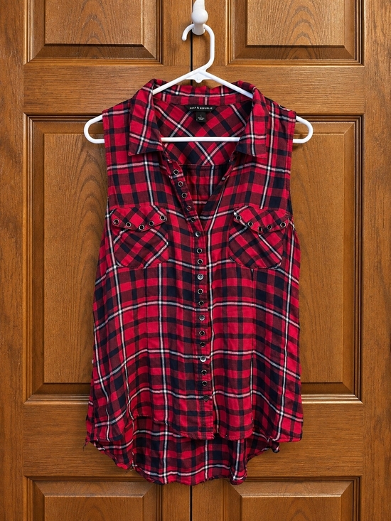 Rock & Republic Tops - Rock & Republic Red and Black Plaid Sleeveless Button-Front Shirt Large